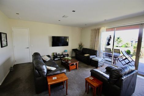 Photo of property in 22 Aquila Drive, Whitianga, 3510
