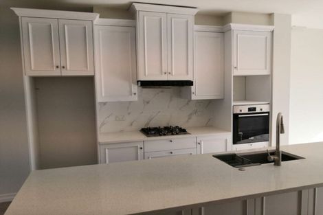 Photo of property in 27 Lawson Creek Street, Massey, Auckland, 0614