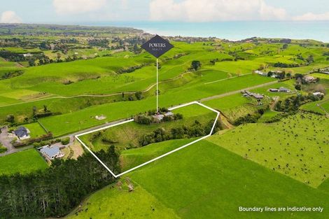 Photo of property in 177 Koru Road, Omata, New Plymouth, 4374