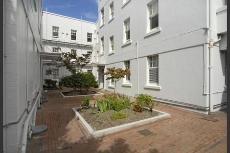Photo of property in Blythswood Flats, 28/3f Aro Street, Aro Valley, Wellington, 6021