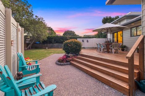 Photo of property in 6 Vintners Close, Huapai, Kumeu, 0810