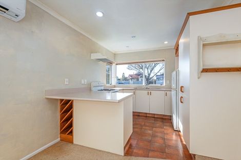 Photo of property in 106 Cook Street, West End, Palmerston North, 4410