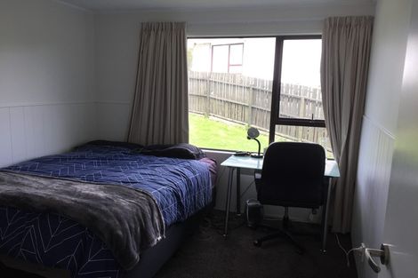 Photo of property in 94 Stanley Road, Glenfield, Auckland, 0629