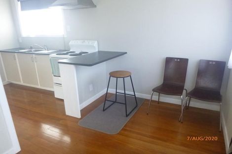 Photo of property in 7 Tatau Way, Te Atatu Peninsula, Auckland, 0610