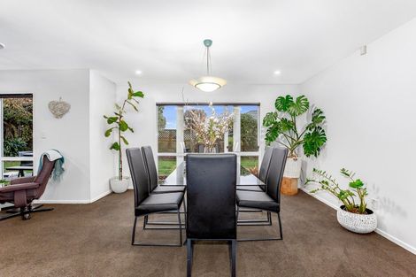 Photo of property in 41 Joseph Banks Drive, Whitby, Porirua, 5024