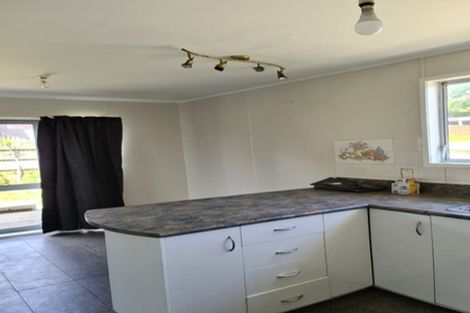 Photo of property in 28 Leo Street, Glen Eden, Auckland, 0602