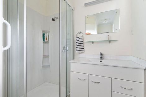Photo of property in 74 Park Road, Carterton, 5713