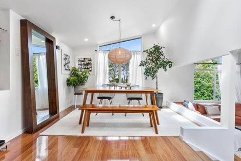 Photo of property in 1000 East Coast Road, Northcross, Auckland, 0630