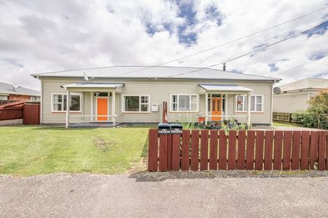 Photo of property in 82- 84 Queen Street, Westport, 7825