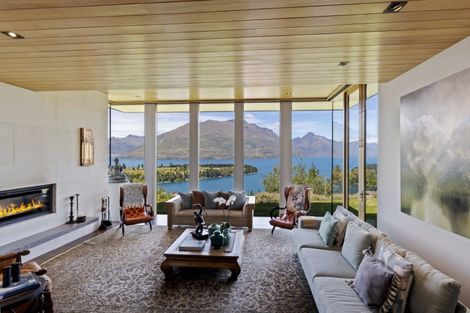 Photo of property in 27 Edinburgh Drive, Queenstown, 9300