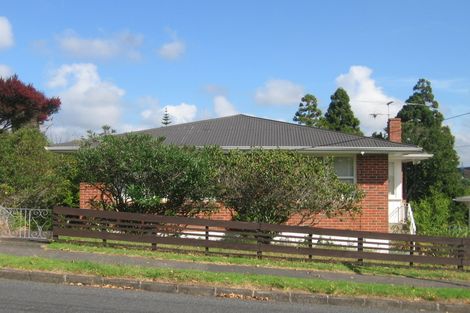 Photo of property in 10 Gilliam Street, New Lynn, Auckland, 0600