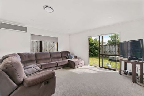 Photo of property in 5 Margarita Rise, Pukekohe, 2120