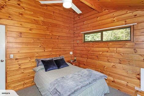 Photo of property in 42 Karioitahi Road, Waiuku, 2683