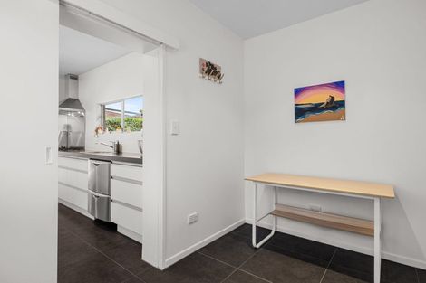 Photo of property in 15a Saint Winifreds Place, Bryndwr, Christchurch, 8052