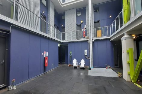 Photo of property in Urbane Apartments, 15/29 Webb Street, Mount Cook, Wellington, 6011