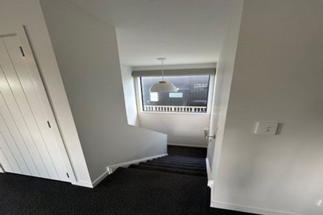 Photo of property in 34 Epic Way, Newlands, Wellington, 6037