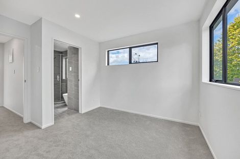 Photo of property in 345 Pakuranga Road, Pakuranga Heights, Auckland, 2010