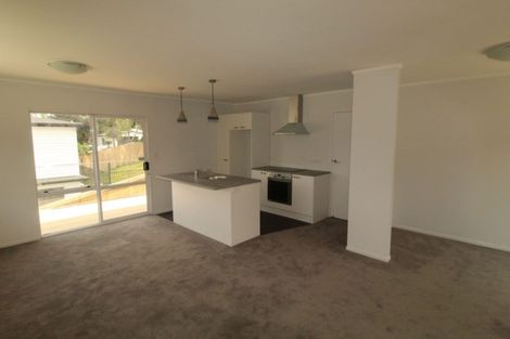 Photo of property in 10 Norman Road, Titirangi, Auckland, 0604