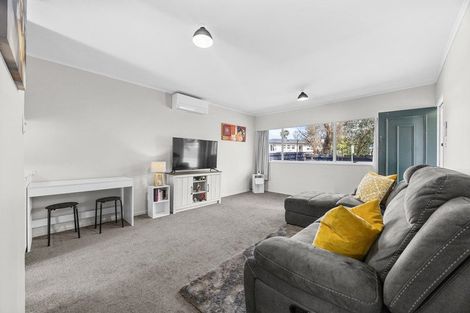 Photo of property in 5/19 Bayside Avenue, Te Atatu Peninsula, Auckland, 0610