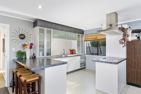 Photo of property in 4b Kimber Grove, Papamoa Beach, Papamoa, 3118