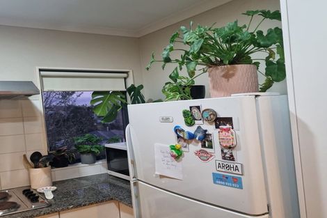 Photo of property in 48 Cyclarama Crescent, Massey, Auckland, 0614
