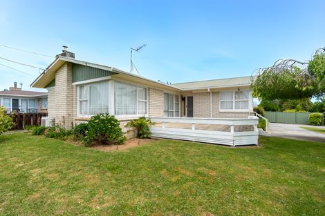 Photo of property in 30 Macmurdo Avenue, Glenview, Hamilton, 3206