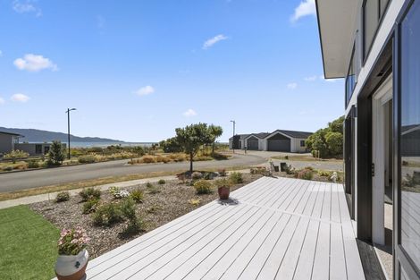 Photo of property in 12 Takahe Drive, Paraparaumu Beach, Paraparaumu, 5032