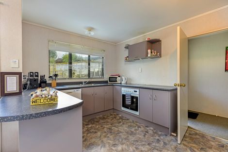 Photo of property in 11 Jordan Way, Kelvin Grove, Palmerston North, 4414