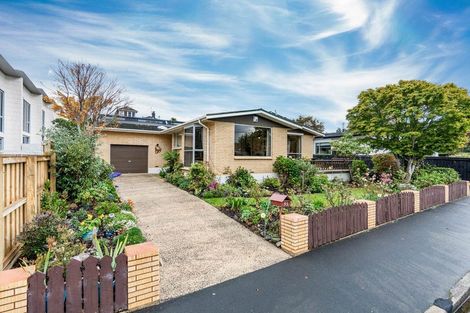 Photo of property in 93 Cannington Road, Maori Hill, Dunedin, 9010