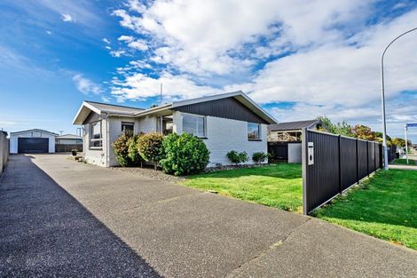 Photo of property in 55 Cunningham Street, Grasmere, Invercargill, 9810