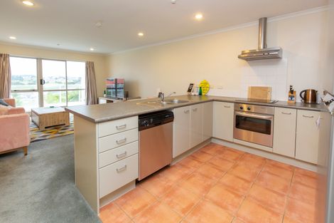 Photo of property in 340 Gulf Harbour Drive, Gulf Harbour, Whangaparaoa, 0930