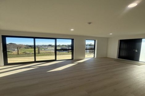 Photo of property in 101 Hamilton Drive, Waiuku, 2123