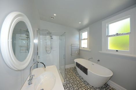 Photo of property in 1 Norwood Street, Beckenham, Christchurch, 8023