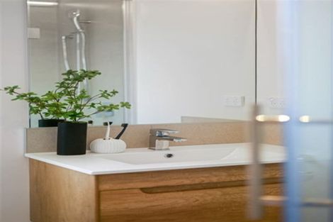 Photo of property in 48u1 Heath Street, Saint Andrews, Hamilton, 3200