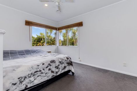 Photo of property in 23 Imperial Place, Henderson, Auckland, 0612