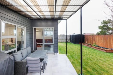 Photo of property in 12 Ivy Lane, Kelvin Grove, Palmerston North, 4414