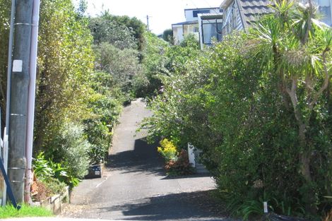 Photo of property in 2/44a Masterton Road, Rothesay Bay, Auckland, 0630