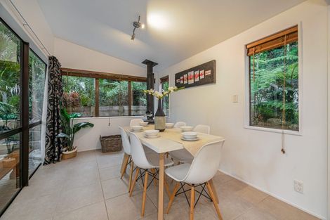 Photo of property in 576c South Titirangi Road, Titirangi, Auckland, 0604