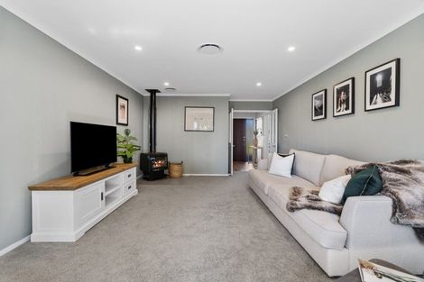 Photo of property in 38 Kereru Place, Pyes Pa, Tauranga, 3112