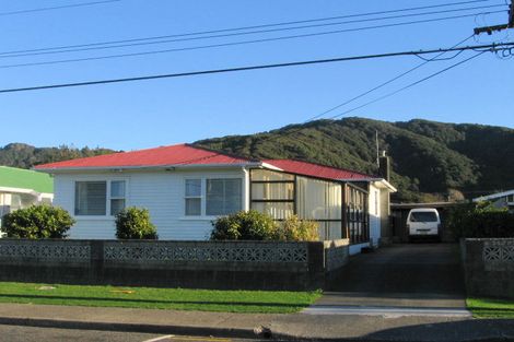 Photo of property in 31 Konini Street, Wainuiomata, Lower Hutt, 5014