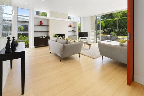 Photo of property in 7 Palmerston Road, Birkenhead, Auckland, 0626