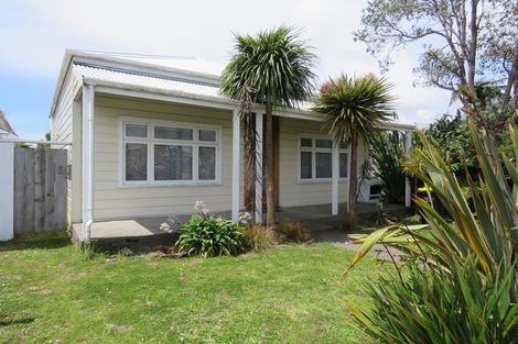 Photo of property in 61 Russell Street, Westport, 7825