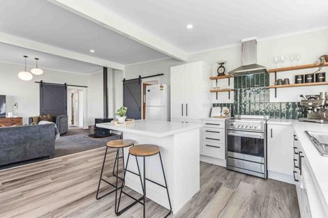 Photo of property in 19 Tuahu Place, Waitara, 4320