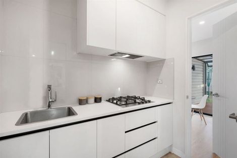 Photo of property in 6 Hinoki Way, Flat Bush, Auckland, 2019