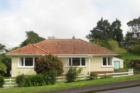 Photo of property in 16 Hursthouse Street, Vogeltown, New Plymouth, 4310