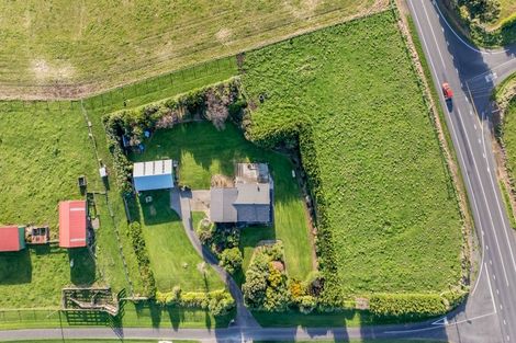 Photo of property in 8 Muggeridge Road, Manutahi, Patea, 4598