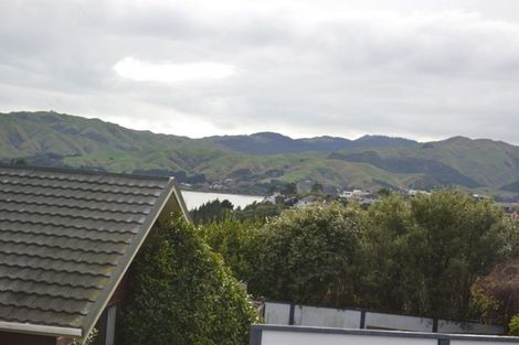 Photo of property in 5 The Top Gallant, Whitby, Porirua, 5024