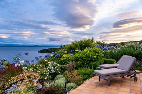 Photo of property in 27 Wakeman Road, Acacia Bay, Taupo, 3330