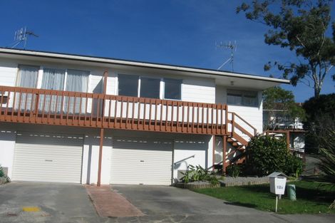 Photo of property in 14 Halyard Place, Whitby, Porirua, 5024