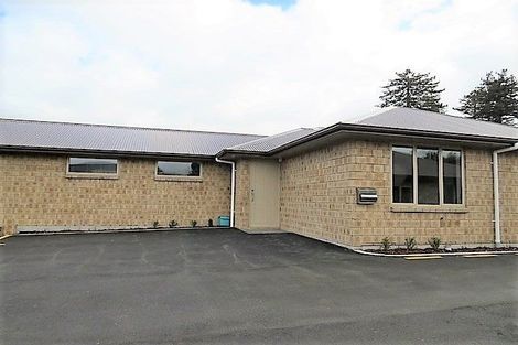 Photo of property in 114u7 Old Farm Road, Hamilton East, Hamilton, 3216
